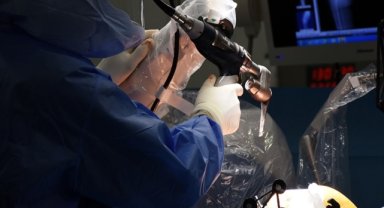 Robotik cerrahiyle hastaların hastanede yatış süresi azalıyor