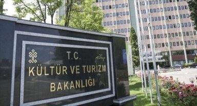 "Sanatçı Tanıtma Kartı" bu yıl, somut olmayan kültürel miras taşıyıcısı 720 ustaya verildi