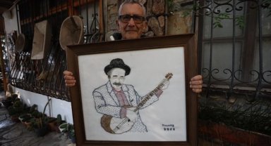 Sanatçı Tuncay Yurtsever 34 bin toplu iğneyle Aşık Veysel'in portresini yaptı