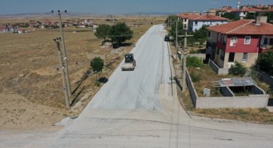 Sarıkaya Belediyesi yol ve kaldırım çalışmalarını sürdürüyor