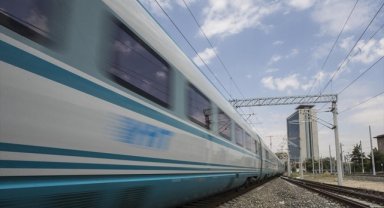 Şebiarus törenleri dolayısıyla Ankara-Konya hattında YHT seferleri artırıldı