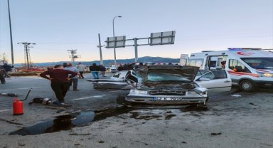 Seydişehir'deki trafik kazasında 2 kişi yaralandı