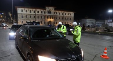 Sivas'ta 4 bin 699 güvenlik personeliyle yılbaşı denetimi