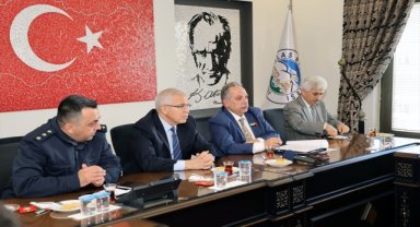 Talas'ta muhtarlar toplantısı yapıldı