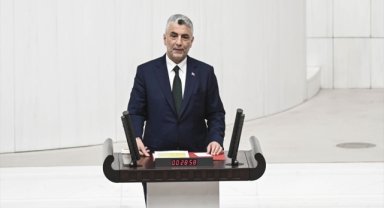 Ticaret Bakanı Bolat: Otomotivde, emlak piyasasında, kiralarda bugün yüzde 20-25 civarında bir düşüş kaydedilmiştir