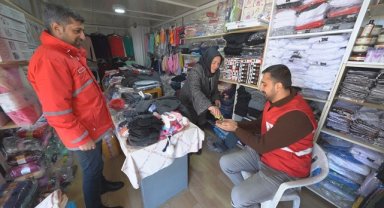 Türk Kızılaydan 607 depremzede esnafa destek
