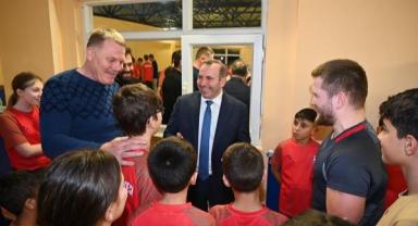 Türkiye'nin paylayan yıldızları Yalova Belediyespor altyapısında yetişiyor