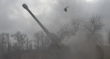 Ukrayna: Bu gece Rusya'ya ait 41 İHA'yı imha ettik ve dün bir Su-24M uçağını düşürdük