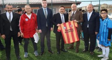 Vali Çiçek, Pınarbaşı'nda yapılan hizmetleri yerinde dinledi