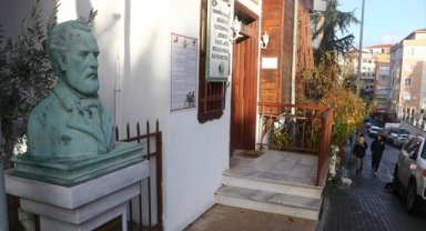 "Vatan şairi" Namık Kemal vefatının 135'inci yılında anılıyor