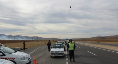 Yunak'ta kural ihlali yapan sürücüler "cayrokopter" ile tespit edildi