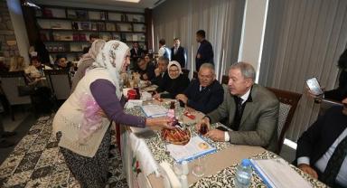 Akar ve Büyükkılıç, üreten kadınlarla buluştu