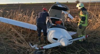 Bursa Yenişehir'de eğitim uçağı acil iniş yaptı!