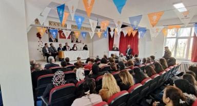 Enez'de lisede siyasi parti toplantısı! Tepkiler büyüyor!