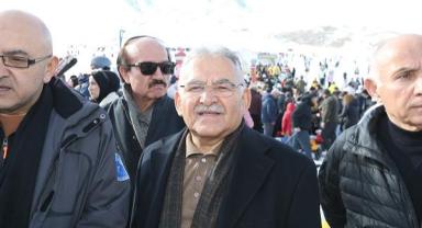 Erciyes sezonu açtı: Büyükkılıç kayak severlerle buluştu