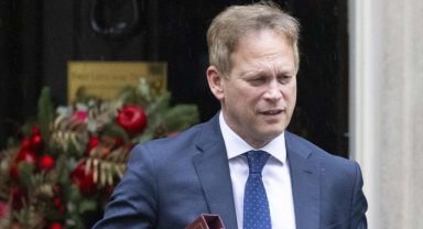 İngiltere Savunma Bakanı Shapps, ülkesinin Husilere karşı harekete geçmeye hazır olduğunu belirtti