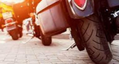 Karacabey'in o mahallesinde motorlar çalınıyor, araç lastikleri patlıyor!