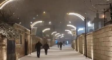 Kayseri'de beklenen kar yağışı başladı