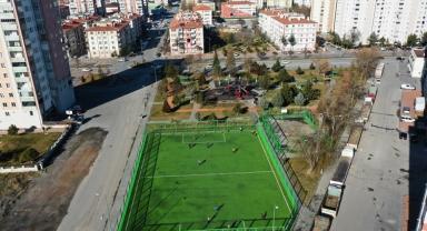 Kayseri Kocasinan'dan sporseverler için saha