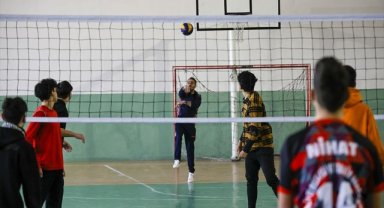 Lise öğrencileri "spor eğitimi" dersinde, 19 spor dalından birini seçebilecek