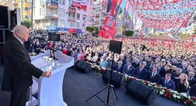 MHP ilk mitingini Mersin'de yaptı