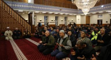 Regaip Kandili yurt genelinde dualarla idrak edildi