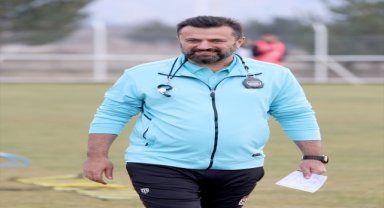 Sivasspor'da Bülent Uygun ilk antrenmanına çıktı