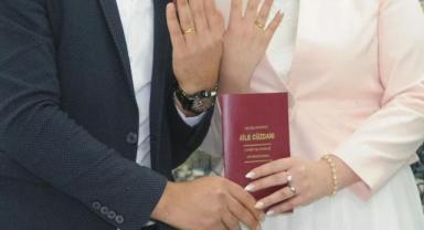 Aile ve Gençlik Fonu kuruldu! Evlenen gençler için faizsiz kredi başvuruları başlıyor