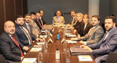 Bakan Özhaseki, İstanbul'da kentsel dönüşüm toplantısına katıldı