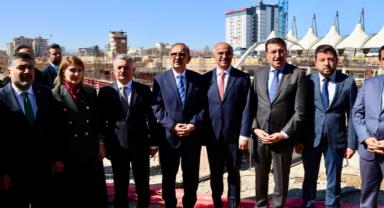  Bakan Özhaseki: Malatya'daki Tüm Evler Gelecek Yılın Ortasına Kadar Teslim Edilecek