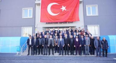 Başkan Büyükkılıç Amatör Spor Kulüpleri Federasyonu Temsilcileriyle Bir Araya Geldi