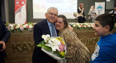 Başkan Büyükkılıç, Özel Bireylere Engelsiz Yaşam Merkezi Havuz Kompleksi Kazandırdı