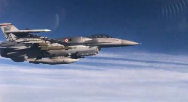 Irak'ın kuzeyine hava harekatı düzenlendi