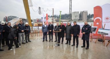 Mehmet Özhaseki Hatay'da: Konut kuraları çekilecek