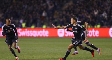 UEFA Avrupa Ligi'nde Benfica, Milan, Freiburg, Karabağ son 16 turuna kaldı