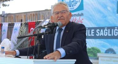 Başkan Büyükkılıç: “Etrafa bakıyoruz ki herkes Millî Görüşçü olmaya başlamış”