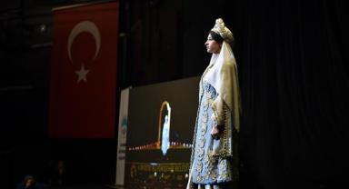 Başkan Büyükkılıç, Kahraman Türk Kadınları Defilesi’ne Katıldı