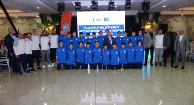 Başkan Yalçın Talasgücü Belediyespor alt yapı sporcuları ve aileleri ile buluştu