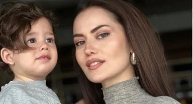 Fahriye Evcen Kerem'i paylaşmaya doymuyor! Kızlar buluşmasına küçük oğlunu da götürdü