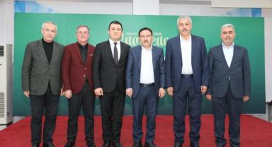 Hacılarlı Sanayici ve iş insanları iftarda buluştu