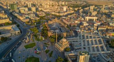 Kayseri’de seçim afişleri bu gece yarısı toplanıyor