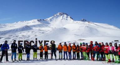 Türk Dünyasından Sporcuları Buluşturan Erciyes Türksoy Kupası Tamamlandı