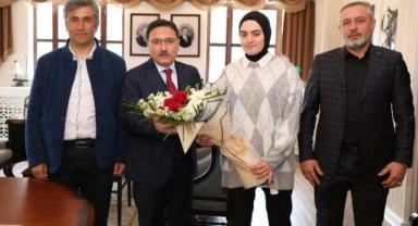 Türkiye Hava Sporları Federasyonu Kayseri Valisi'ni Ziyaret Etti