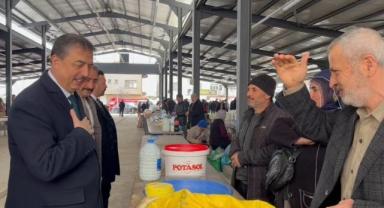 Yeşilhisar Belediye Başkanı ve Adayı Taşyapan vatandaşlarla bir araya geldi