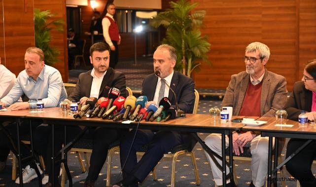 Başkan Aktaş, “Alnım ak, gönlüm rahat. İz bırakan işler yaptık”
