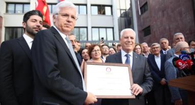 Başkan Bozbey, mazbata teslimiyle mesaiye başladı