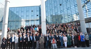 Başkan Çolakbayrakdar: Davamız bu şehirde yaşayan 7'den 70'e herkese hizmet etmektir