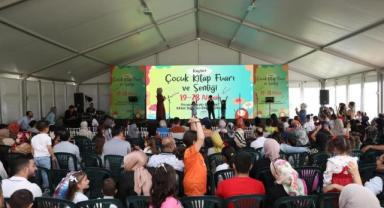 Büyükşehir’in Çocuk Kitap Fuarı ve Şenliği’nde Çocuklar Hem Eğleniyor Hem Öğreniyor