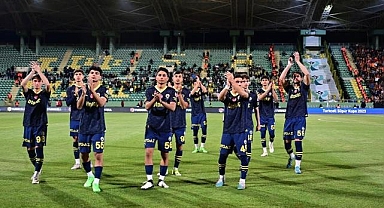 Fenerbahçe: Dik durmaya devam edeceğiz