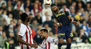 Fenerbahçe, Sivasspor deplasmanında iki puan bıraktı